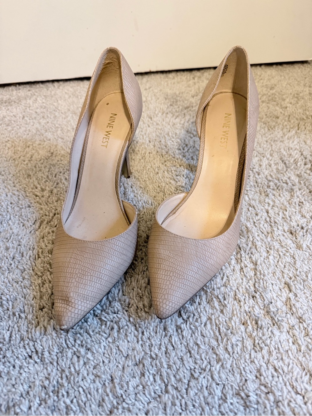 Nine West Women's Pointed Toe Nude Pumps